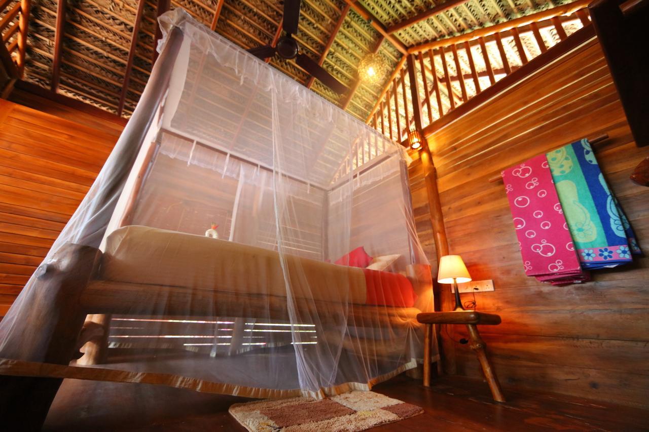 Mangrove Beach Cabana Тангале Екстериор снимка